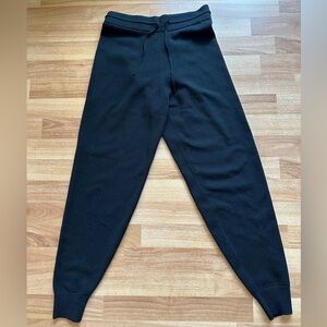 NWOT Theory Knit Joggers Women’s Petite Never Worn Black